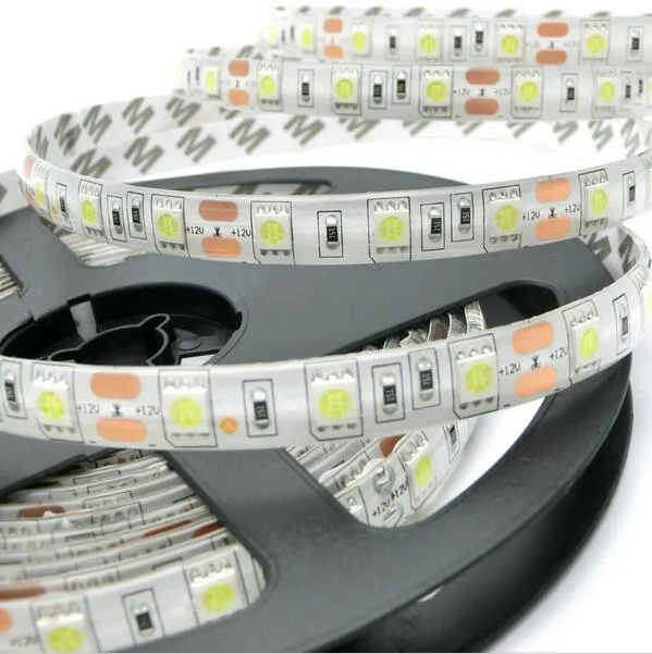 Högkvalitativ LED-remsa 5050 SMD Röd Blå Grön Gul Orange Varm Vit Kall Vit 5m 300led Vattentät LED Strip Light