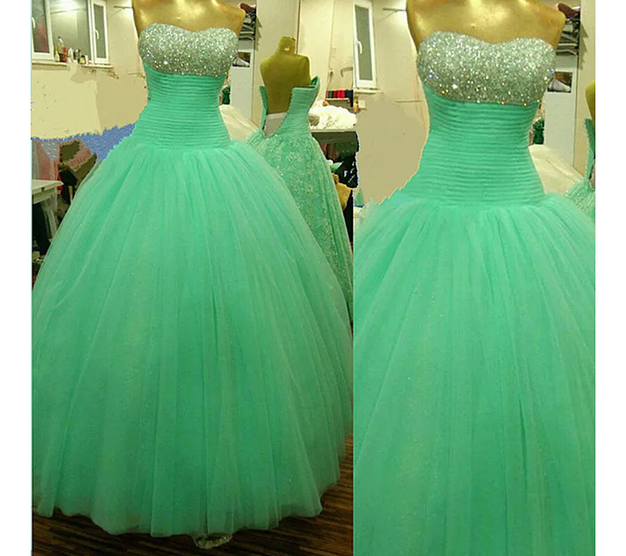 2016 Högkvalitativ bollklänning Quinceanera Klänningar Beaded Crystal Prom Party Sweet 16 Dress Vestidos de 15 Klänningar WD225