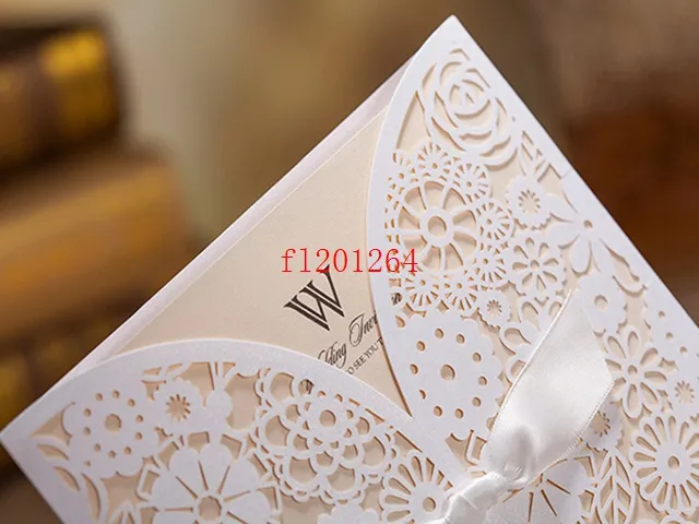 100 pçs / lote Frete Grátis Laser Cut Convites de Casamento Cartão de Festa Wihte Decoração Para Impressão Flora Favores Convite do casamento