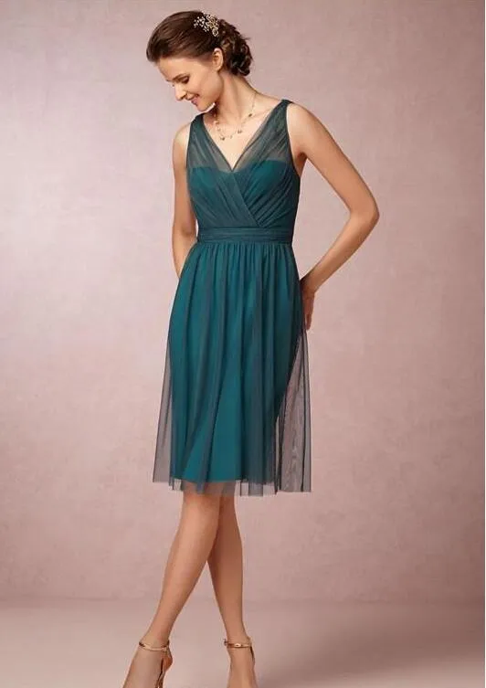 Nouvelle Arrivée Une Ligne Col En V Genou Longueur Teal Couleur Robes De Demoiselle D'honneur 2016 Court Vintage Tulle Satin Arc Retour Cocktail Robes