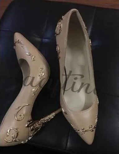 2017 Lusso Filigrana Foglia Donne Punta a punta Tacchi alti Haute Couture Scarpe Moda Pompa da sposa Super Sexy Scarpe da festa Donna