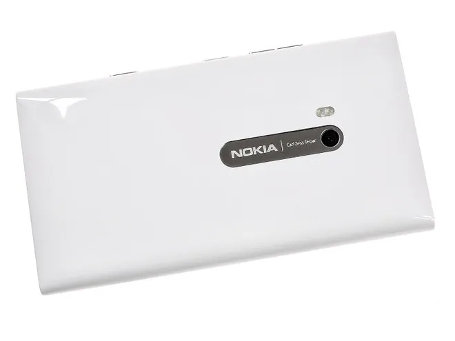 nokia-lumia-900-7