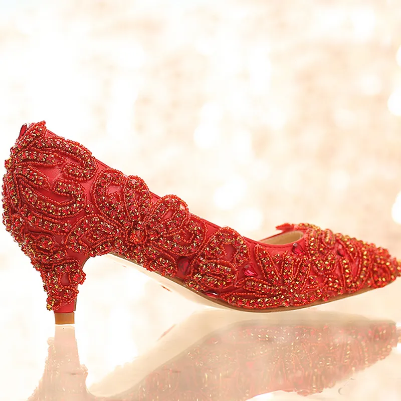 2019 Novo Design de Casamento Brilhante Sapatos Cor Vermelha Strass Sapatos Formal Vestido de Senhora Partido Prom Saltos Altos Dedo Apontado Sapatas Das Mulheres