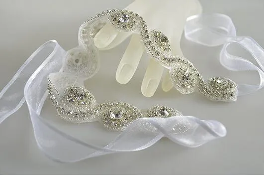 Bridal Hair Comb Tiaras Crowns Wedding Hair Jewelry European and American retro style Whole Fashion Girls Evening Prom Accesso2419144