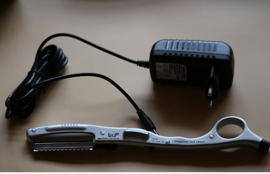 Wholesale Ultrasonic Hot Vibrating Wirecutter Electric Razor For Hair Cutting, Human Hair