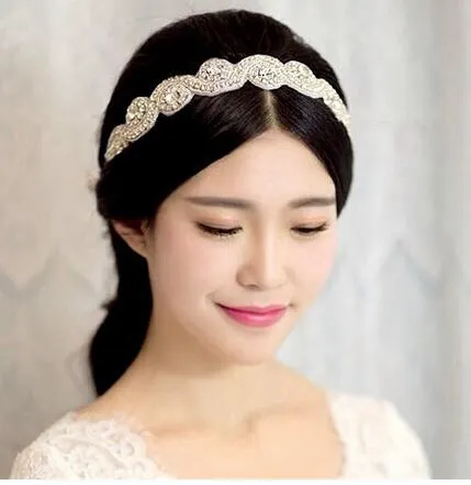 Matrimonio vintage da sposa strass di cristallo perle accessori capelli fiori pezzi spilli fascia perline principessa tiara gioielli fornitori HT10