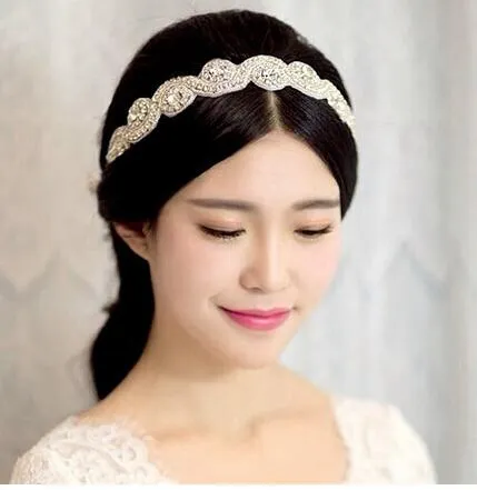 Vintage Bruiloft Bridal Crystal Rhinestone Parels Haaraccessoires Bloemen Stukken Pinnen Hoofdband Kralen Princess Tiara Sieraden Leveranciers HT10