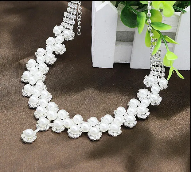16 stile da sposa festa nuziale strass di cristallo ciondolo collana orecchini set di gioielli accessori per gioielli da sposa211Z