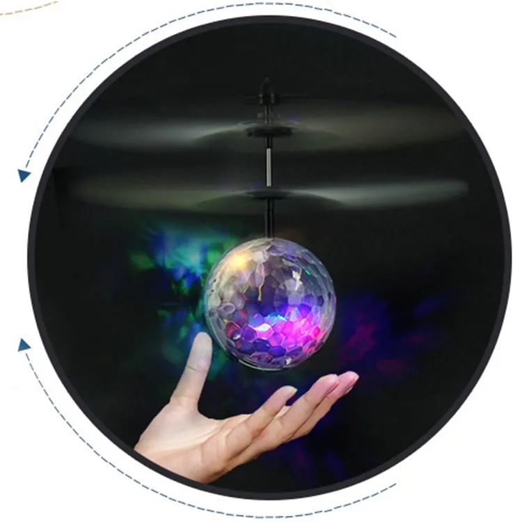 Hand Flying UFO Ball LED Mini Induction Suspension RC Aircraft Flying Music Toy Ball Kid Födelsedaggåva