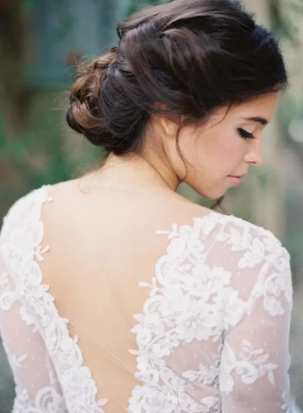 Sexig Illusion Bröllopsklänningar En Linje V Nacke Se igenom Half Sleeves Lace Appliques Golvlängd Chiffon Bridal Gowns Garden Party