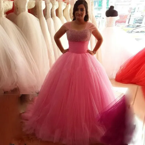 Splendidi abiti da sposa rosa Abito da ballo gonfio Piccoli cristalli Perline Top Corsetto Allacciatura posteriore Morbido tulle Abiti da sposa colorati Prom Party