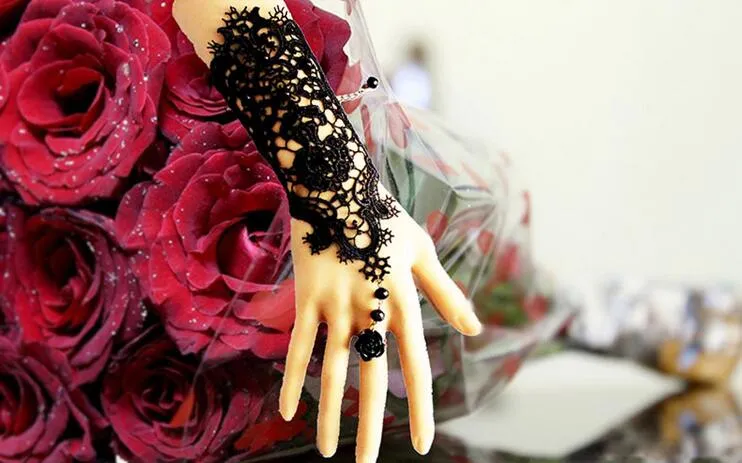 gants de mariage Rétro gothique exagéré les gants de mariée dentelle noire robe de mariée accessoires demoiselle d'honneur studio bijoux bracelet bague BB04