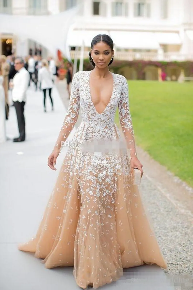 2020 Zuhair Murad Champagne Tulle Pageant Vestidos de celebridades con Long Sees Illusion V Neck Lace Apliques Invierno Formal P7410442