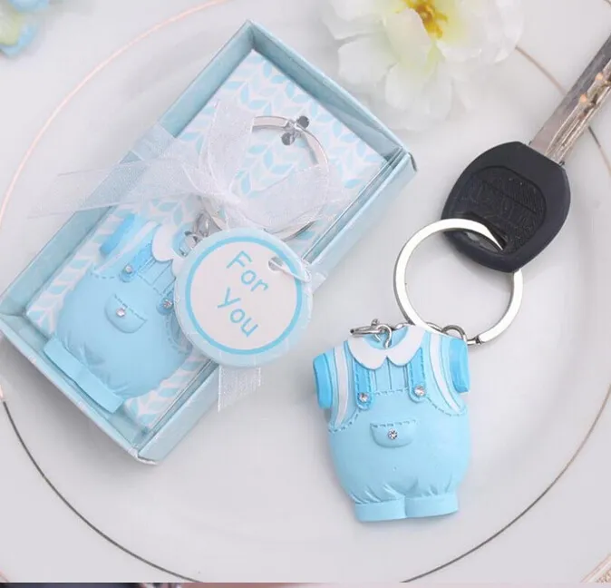 Baby shower favoriserar blå kläder design nyckelring baby dop gåva till gäst födelsedagsfest souvenir