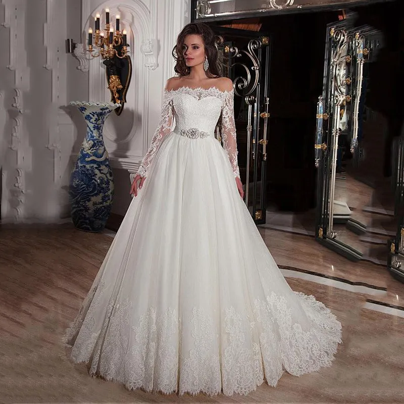 Robe de mariée col bateau manche longue hotsell