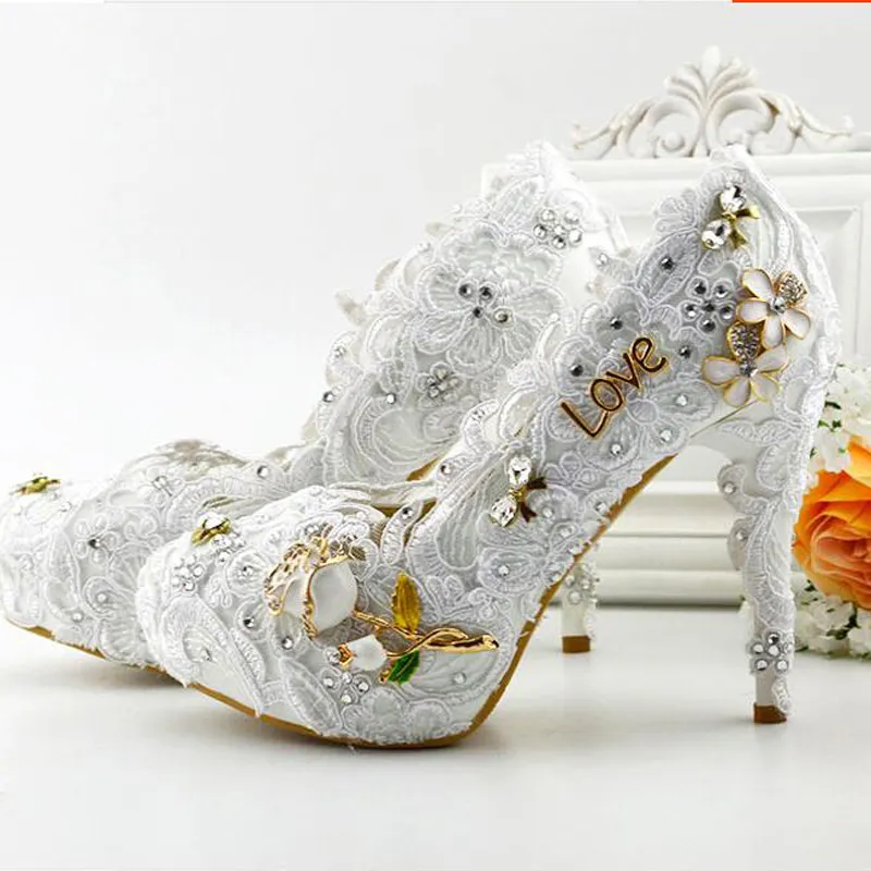 Latest Beautiful Red Lace Bridal Dress Shoes Women Pumps Fashion Handmade Bridesmaid High Heel Adult Ceremony Party Shoes269S