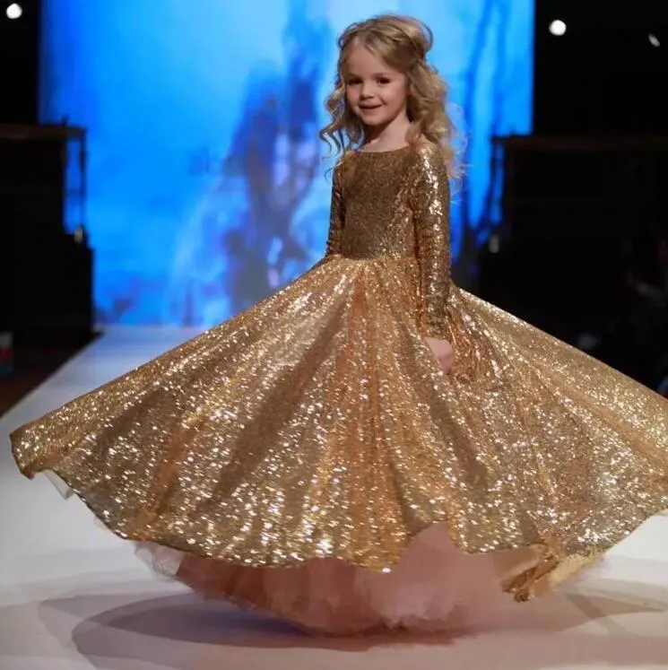 Sparkly 2019 bola de ouro lantejoulas Vestido de vestidos da menina flor com manga comprida crianças Pageant Vestidos para a festa de casamento EN112213 Natal