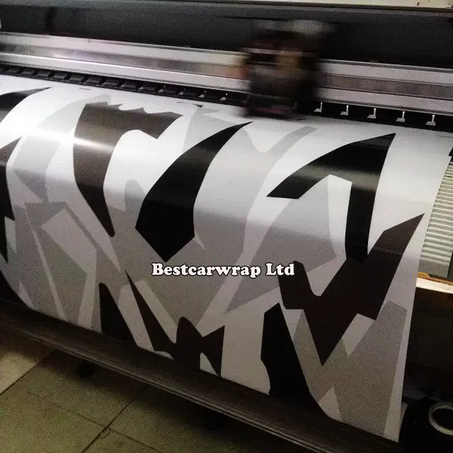 Bil styling vit / svart kamouflage klistermärke bomb utskrift bil kropp dekoration vinyl wrap roll film 1,52 x 30m / rulla