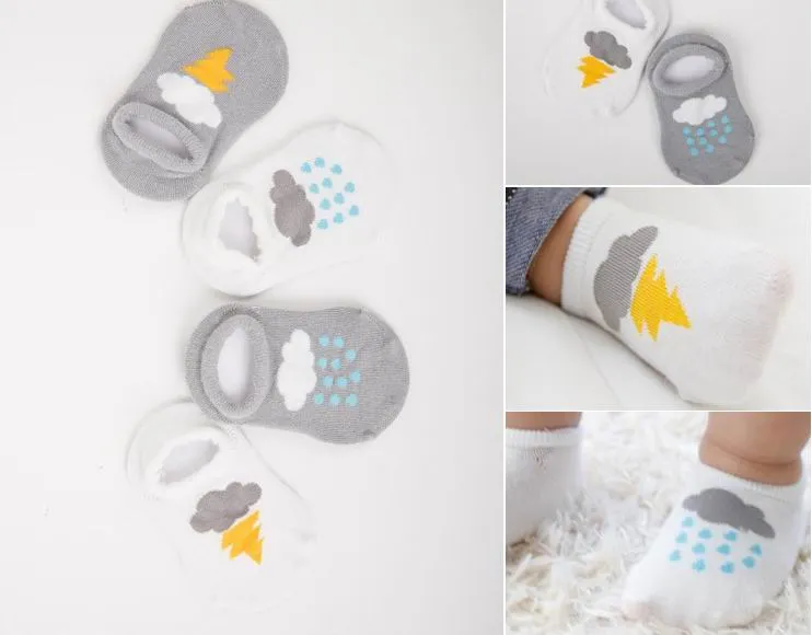 Chaussettes de bébés mignons nuages de foudre en coton non galets courts pour enfants 04t 150573116545