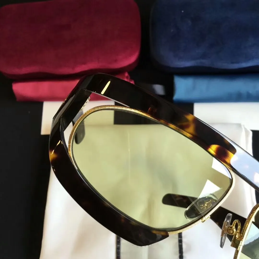 Sonnenbrille für Männer und Frauen Designer Sommerstil 0233 Anti-Ultraviolett Retro Platte Quadratisch Vollrahmen Mode Zufallsbox