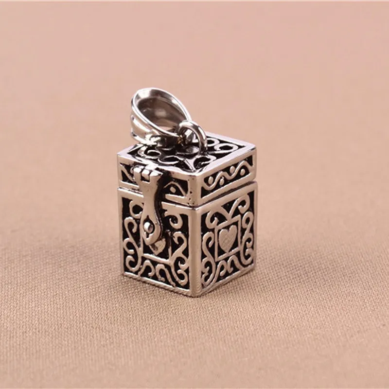 Ashes Magic Box Lockets Pendant Urn Keepsake Vintage Necklace Titanium Steel Pet Cremation Jewelry Memorial Case Ash Holder Can Open Put Urn GZ201