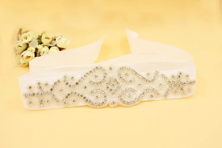 Дешевый скромный реальный образ Bridal Sashes Ремни 2016 Crystal Bears Свадьба Свадьба ручной работы Элегантная Sash Fashion Аксессуары для Free Free Free