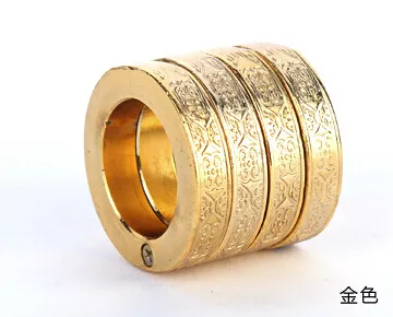 Nieuwe hete gouden of zilveren ring Zelfverdediging roestvrijstalen ring Een ring ontvouwt zich in vier ringen verdedigingsring