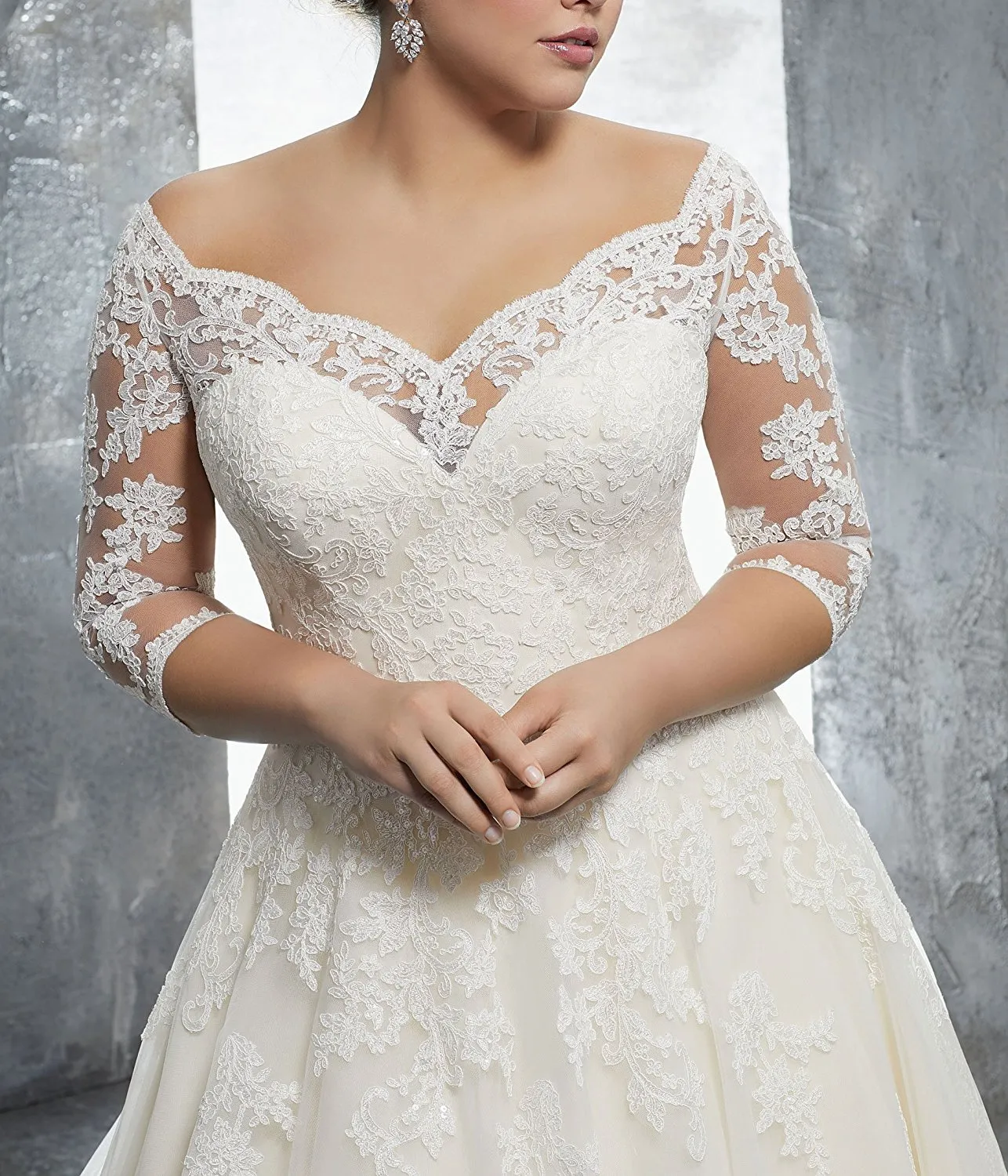 Splendido scollo a V invernale 3/4 maniche lunghe in pizzo abiti da sposa Appliques Plus Size abito da ballo personalizzato Vestido de novia abito da sposa formale arabo