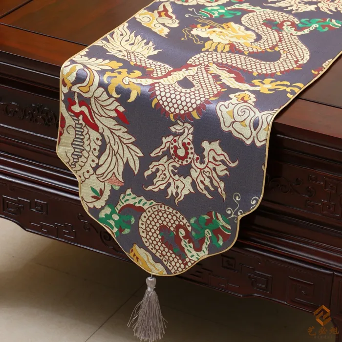 Thicken Dragon Patterns Table Runner Chinese stijl High-Density Silk Brocade Koffietafel Doek Eettafel Matten Home Decoraties 4 Grootte