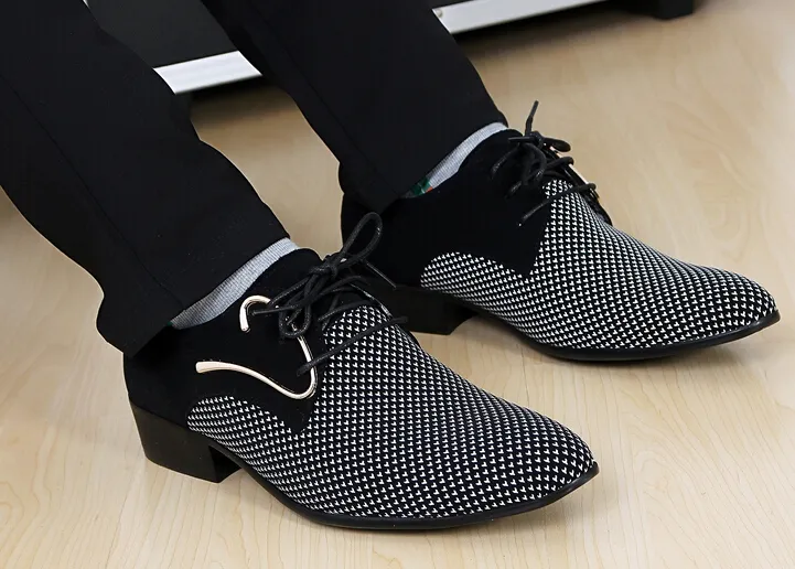 Neue Frühjahr männer leder schuhe mode spitz männer Pu leder schuhe männlichen Casual flache Oxford schuhe