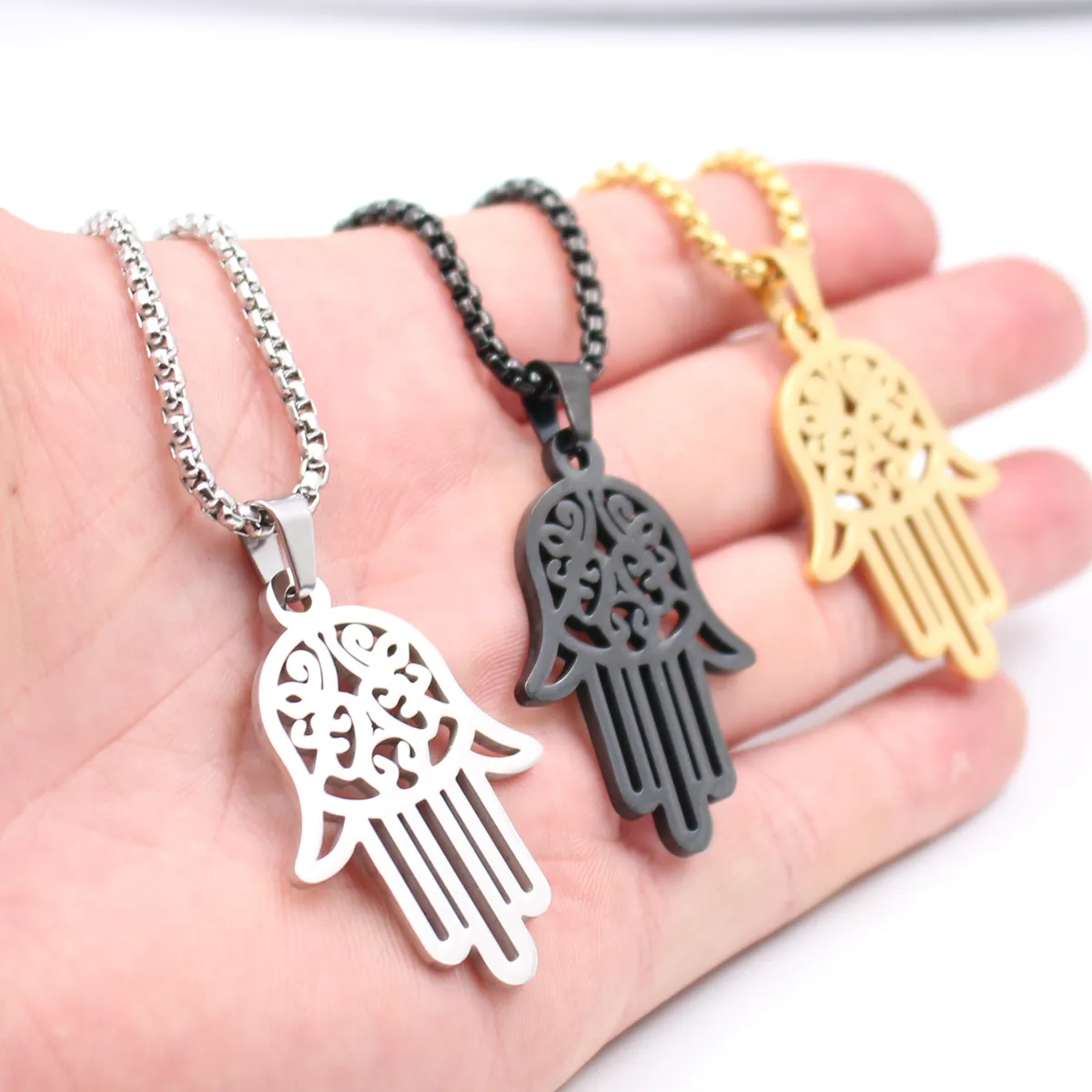 Silver Gold Black Wybierz mężczyzn ICP 316L Ze Stali Nierdzewnej Czarna Ręka Fatima Hamsa Wisiorek z dopasowaniem 3mm 24 cale Box Rolo Chain