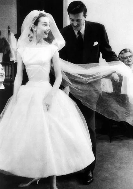 Audrey hepburn dresses clearance for a wedding