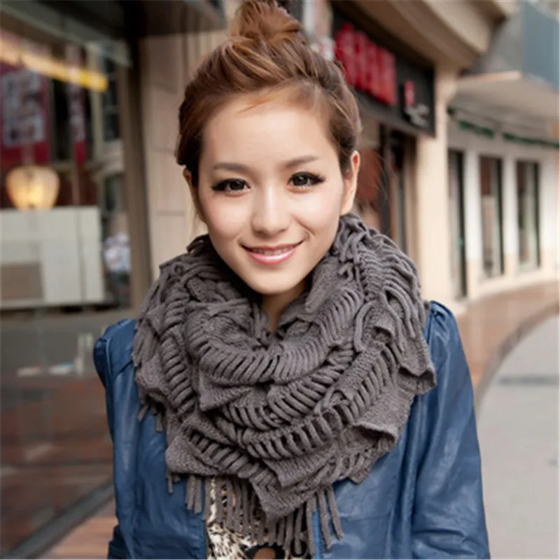 Women`s Knitted Infinity Scarves Winter Warm Layered Fringe Tassel Neck Circle Shawl Snood Scarf Cowl Girl Solid Soft Wraps 
