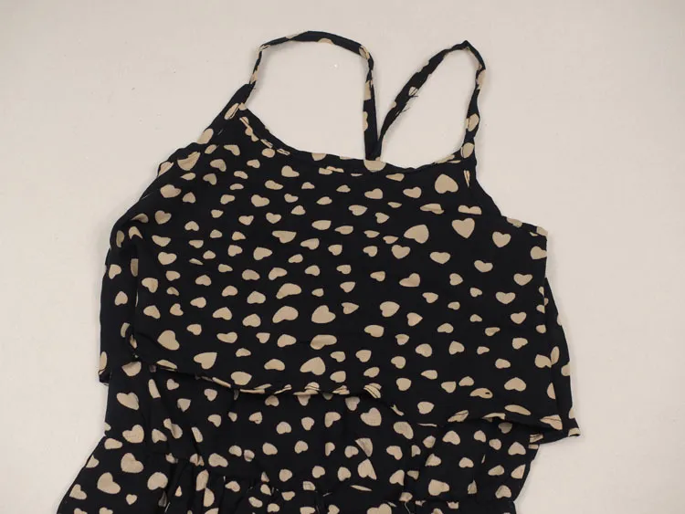 2015 Girls Casual Sling Zestawy odzieży Romper Baby Pielęgnuj serdeczne kombinezonki.