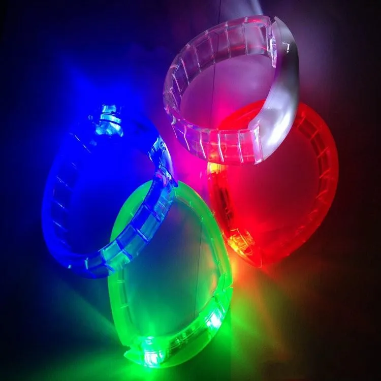 Light Up Bracelet LED Glow Bracelet pulsera intermitente Pulseras de silicona intermitentes Juguetes LED para la fiesta de cumpleaños de Navidad Orden de mezcla de suministro