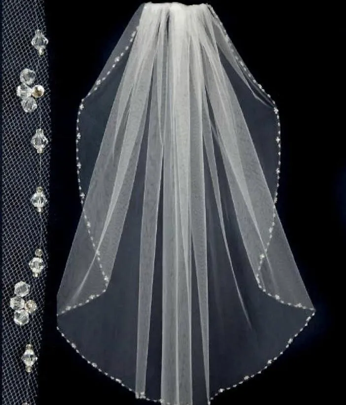2019 년 새로운 디자인 짧은 웨딩 베일과 함께 Beaded Pinterest 인기있는 흰색 / 아이보리 저렴한 베일 신부 한 레이어 결혼식 레이스 베일