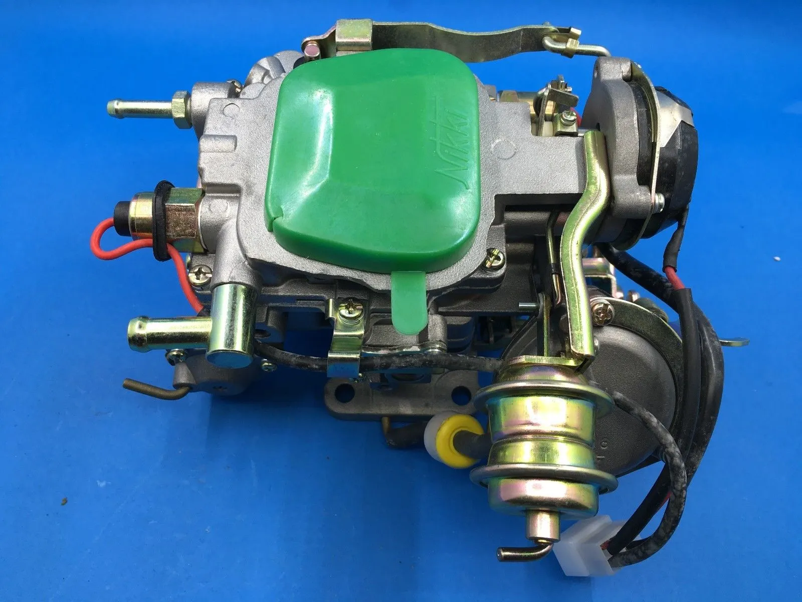 Carburetor Model 4Y for Toyota Hilux Dyna Delta NIKKI 618 711 from