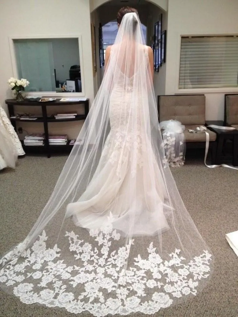 Schnelle Lieferung Hochzeitsschleier Langer eleganter Schleier mit Spitze Brautkleid Schleier Schönheit Braut eine Schicht lang auf Lager Schnelle Lieferung243d