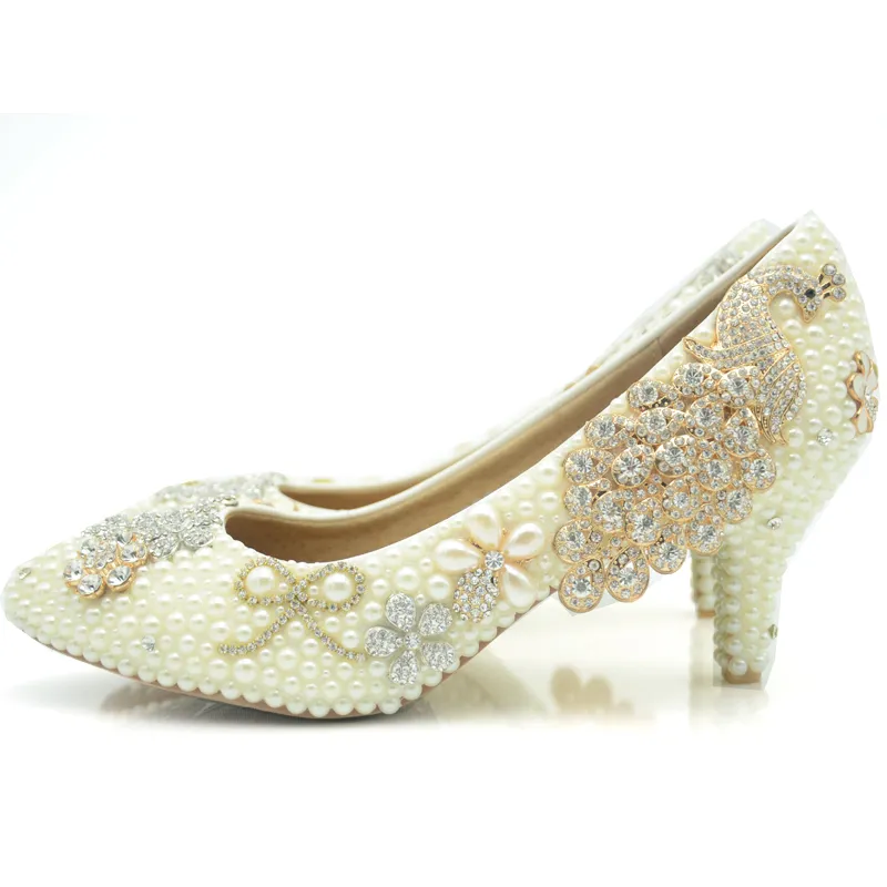 Sapatos de casamento de marfim Pearl Pearl Middle Salto Nupcial Partido Prom Shoes Rhinestone Phoenix Plataformas Pérolas Mãe da Noiva Tênis