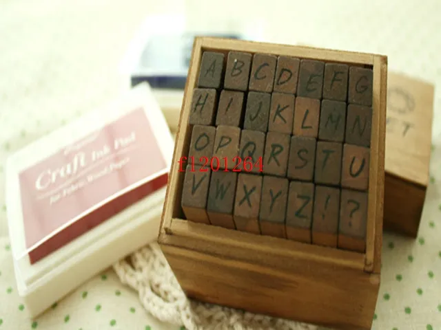 Gratis verzending handschrift alfabet stempel set met houten doos diy grappige werk hoofdzegels in kleine letters, 5600pcs 28pcs / set