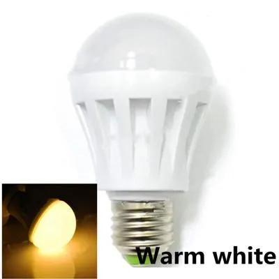 熱い販売新しい3W 5W 7W LEDライトLED電球110V 220V 230V 240V E27 / B22 LEDランプホワイト/暖かい白SMD 2835グローブスポットライト送料無料