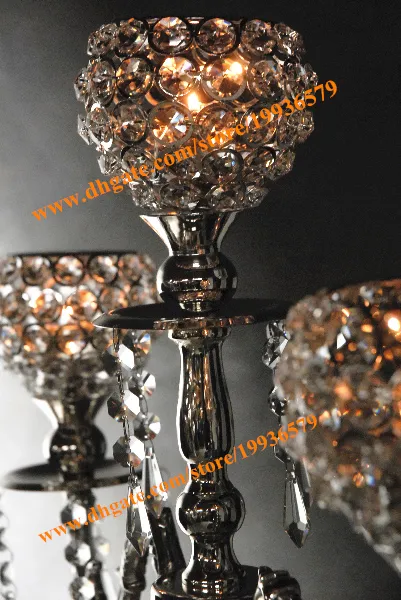 Sıcak satış 5 Arms Gümüş Metal kristal küre ile düğün Candelabras merkezinde