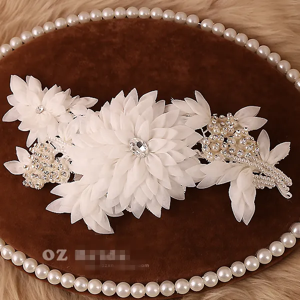 Dream Bellis Perennis 신부 헤드 ​​밴드 Crystal Bridal Hair Accessories Ivory는 새시 수제 Organza Flower Headban2426899로 입을 수 있습니다.