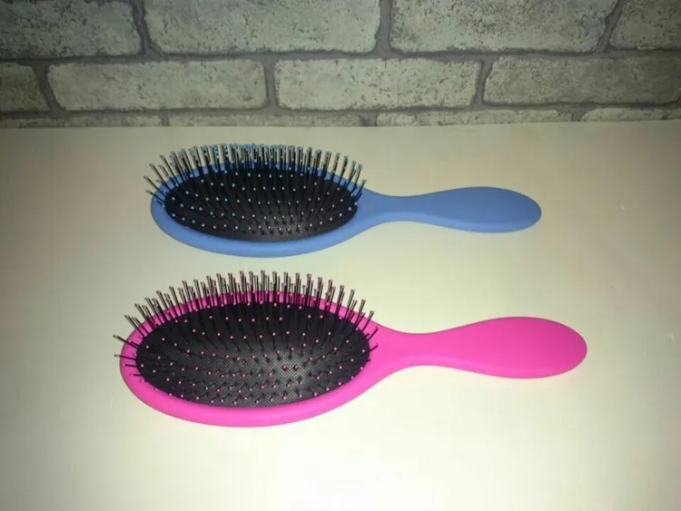 Brosse de douche peignes brosse à cheveux démêlante article de mode pour les femmes 225735CM brosse à cheveux avec emballage de détail6480705