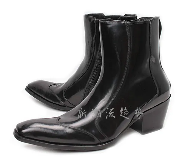 Neues Design, modische Stiefel, beliebte Herrenstiefel aus echtem Leder, prägnante Halbstiefel, koreanische Outdoor-Schuhe, Mann, klobiger Absatz, weinrotes Lackleder