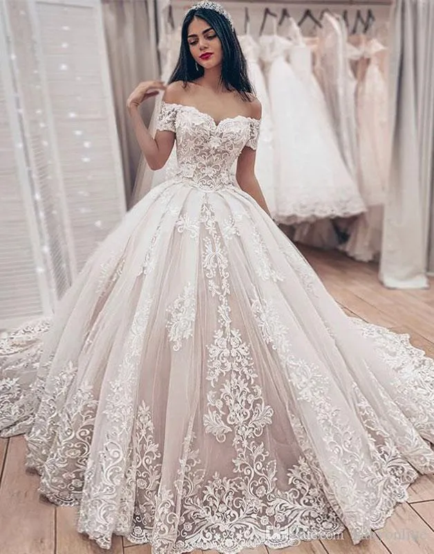 Duabi Arabski Plus Rozmiar 2020 Koronki Suknie Balowe Suknie Ślubne Eleganckie Off Ramię Appliqued Ruched Court Train Bridal Suknie Suknia ślubna