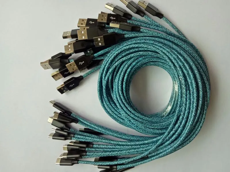 USB-kabel 1m 3FT 2M 6FT 3M 10FT Braid Micro USB-kabel 2.4A Fast Data Sync Typ C Laddningslinjer för telefon X Huawei P30 LG Android