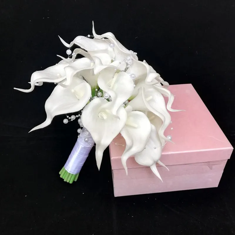Белый Calla Lilies Bridal Букет Шелковые Цветы Свадебный Букет Натуральное Прикосновение с Жемчугом Подвеска невесты Цветок Ma Ramo de Novia