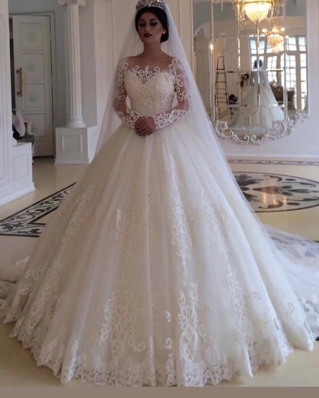 Custom Made 2019 Arabic Glamorous Princess Long Sleeve Wedding