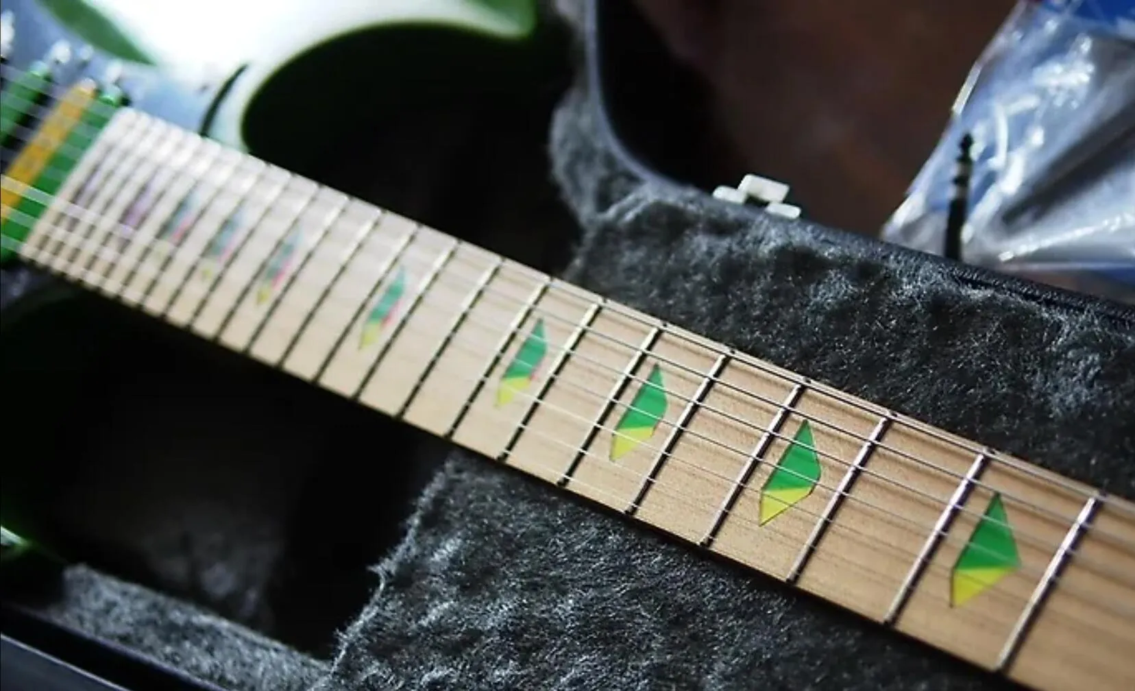 エレキギター Ibanez フロイドローズ 送料込み！ 日本製 IBANEZ RG